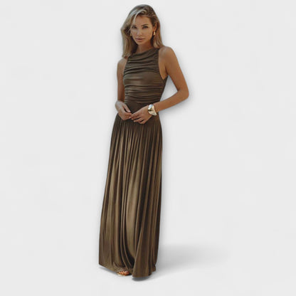 Zendaya - Chic Cotton Maxi Dress for Every Occasion