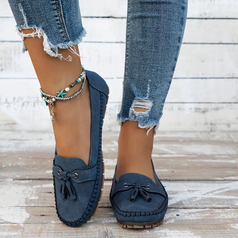 Reagan – Chic Bow Loafers for Any Occasion