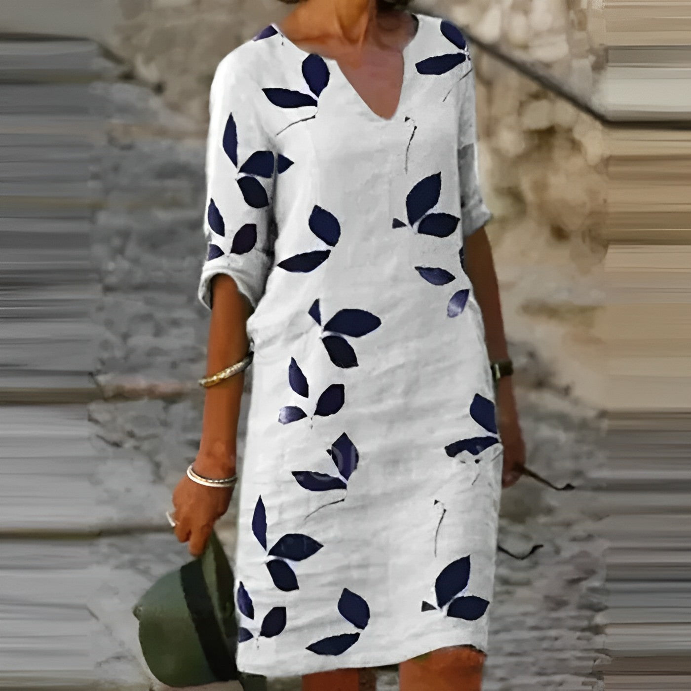 Alessia | Elegant Vintage Summer Dress with V-Neck 0