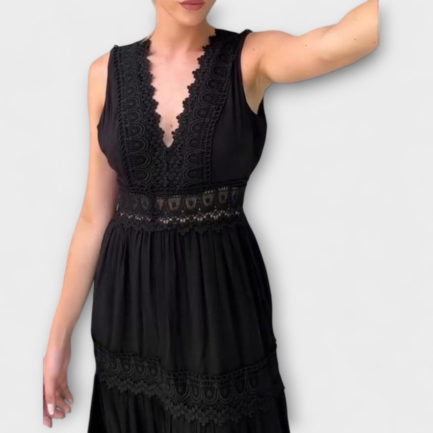 Aurélie - Chic V-Neck Lace Evening Dress