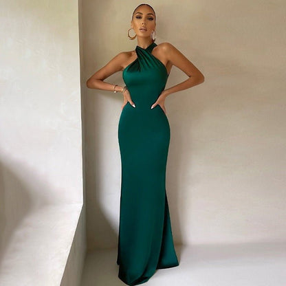 Chic Halter Neck Maxi Dress for Evening Events
