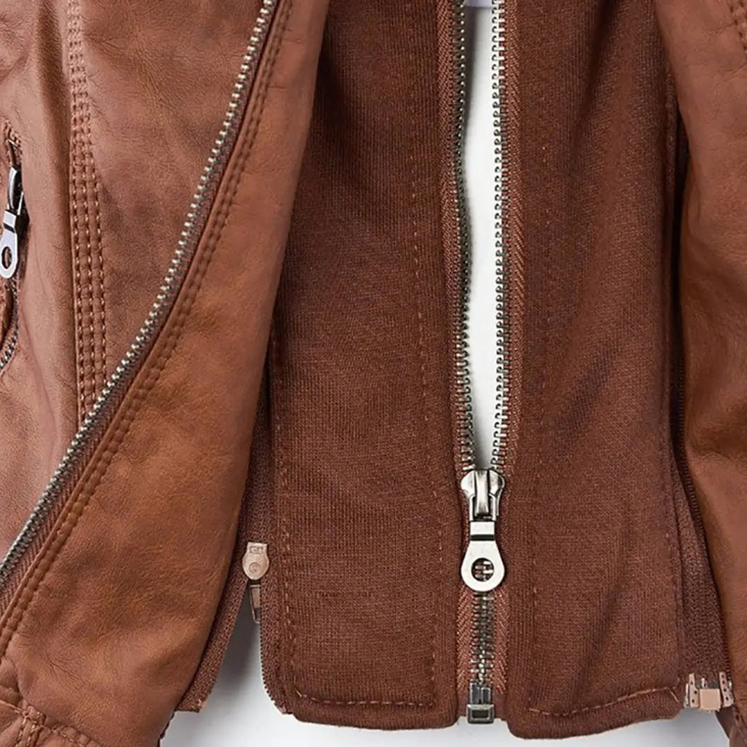 Amaris | Ultra-Stylish Elegant Jacket Carol & Margaret Wilmington