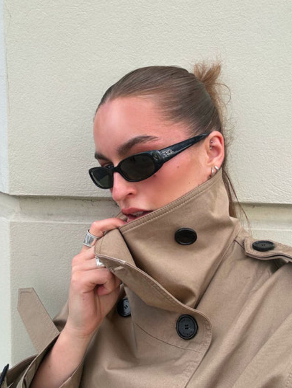 ELEONORA | Short trench coat with belt 3