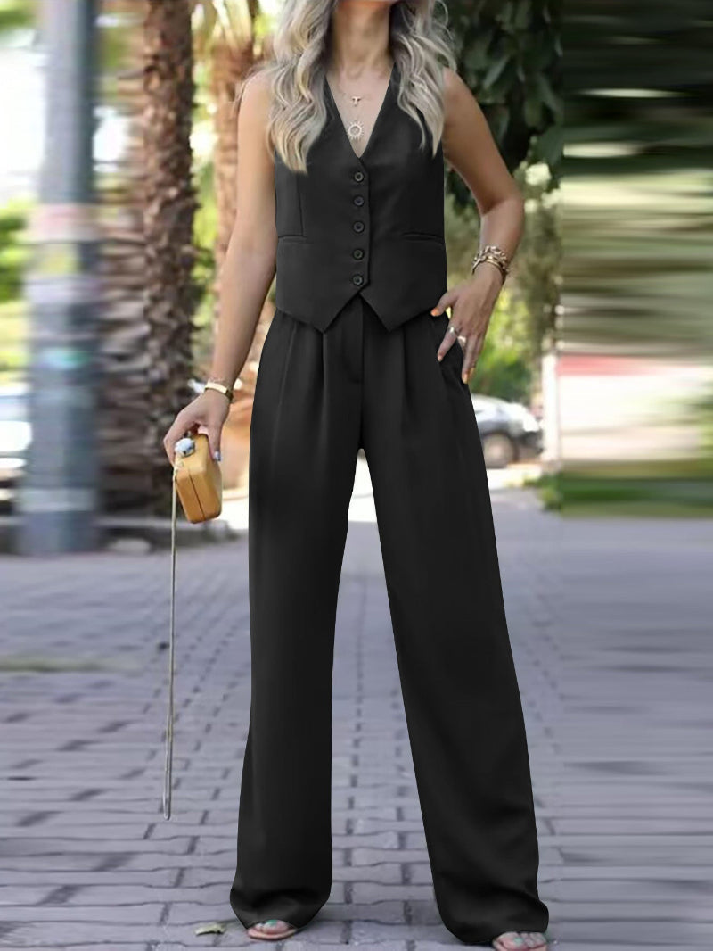Elegant Sleeveless Blazer Set for Women 4