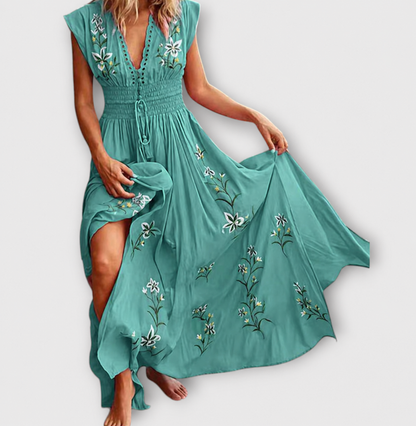 Felizia – Boho Dress with Intricate Embroidery for Festivals