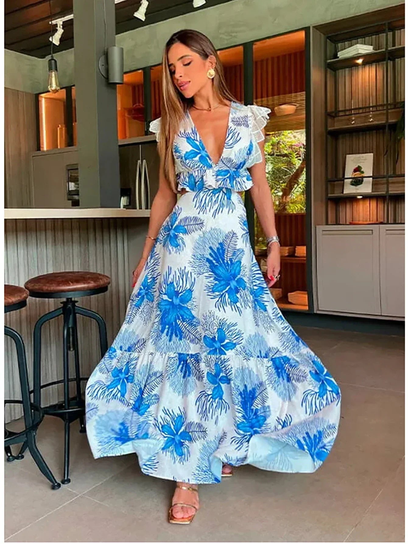 Trendy Sleeveless Lace Wedding Guest Dress