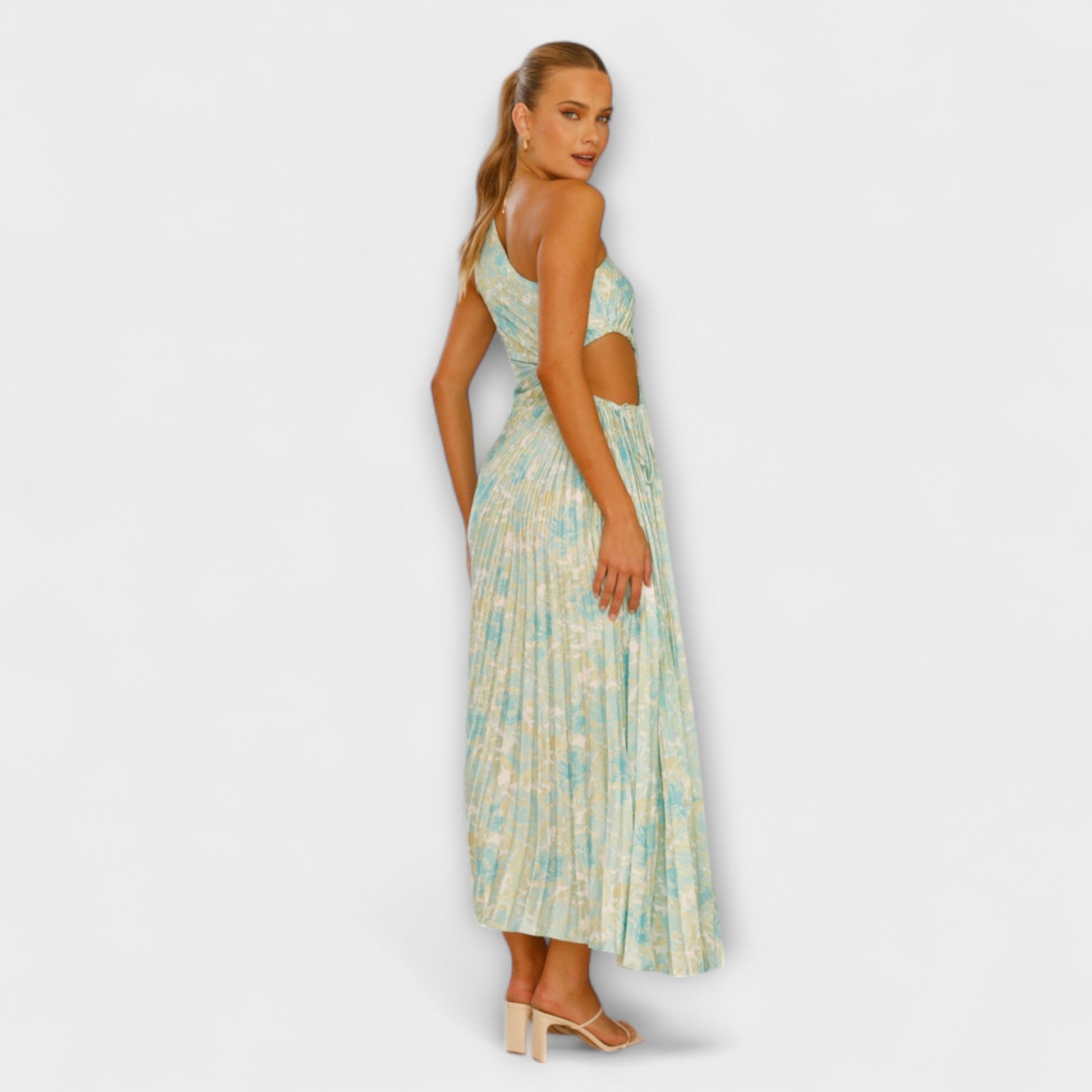 Sienna - Chic Cut-Out Maxi Dress for Events
