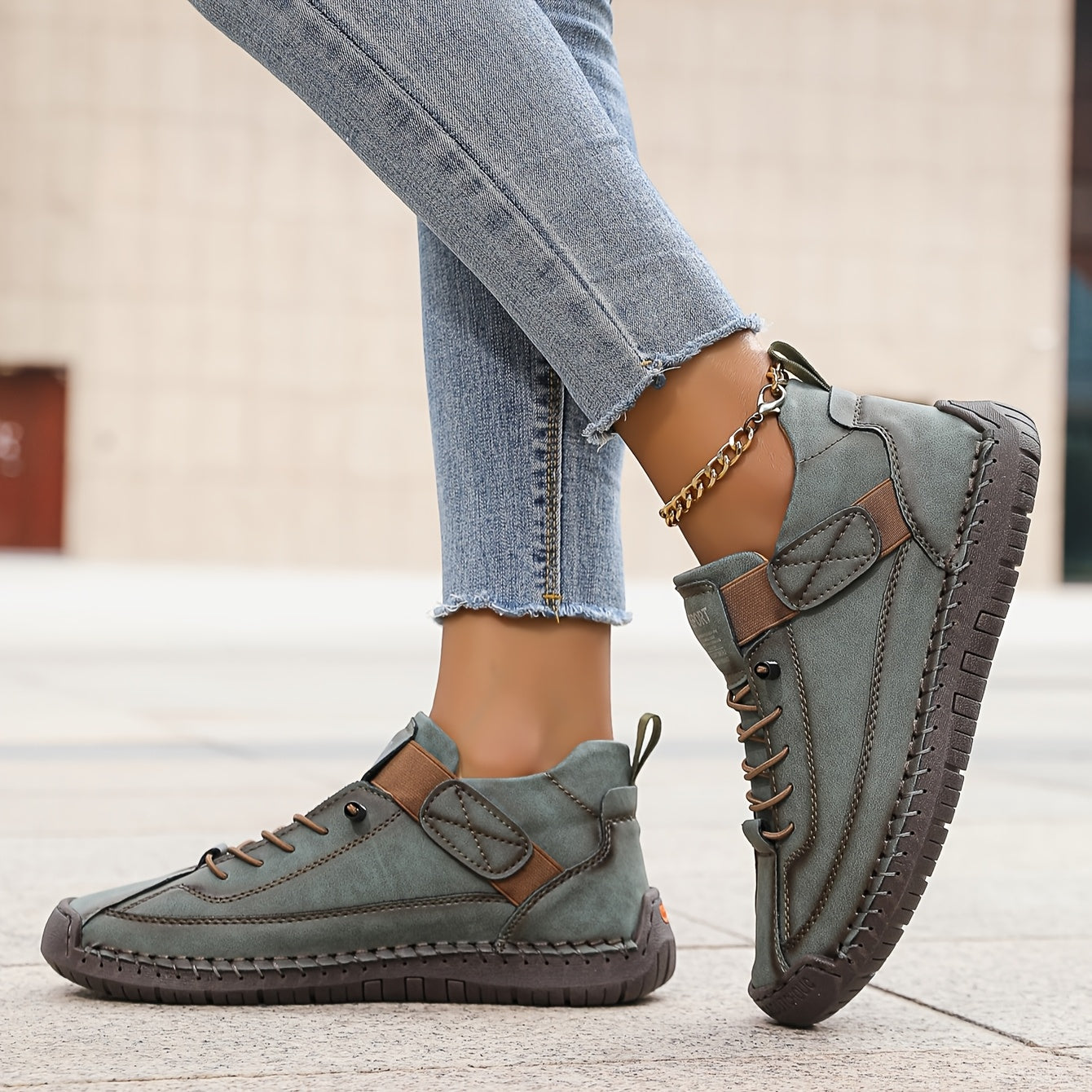 Women's Sneakers | Low-Cut Lace-Up & Cushioned Comfort