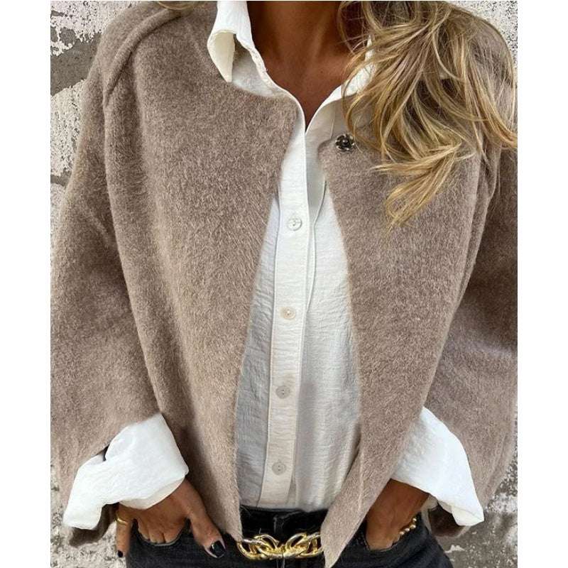 WOOL CAPE WITH FRONT CLOSURE 5