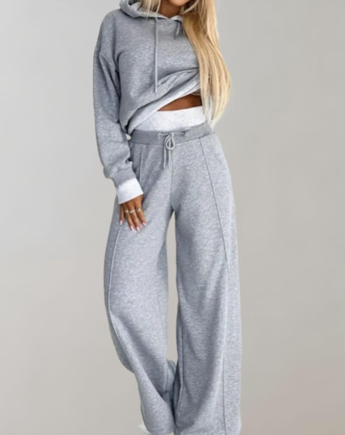 Women’s 2-Piece Hoodie Tracksuit Set with Wide-Leg Trousers 2