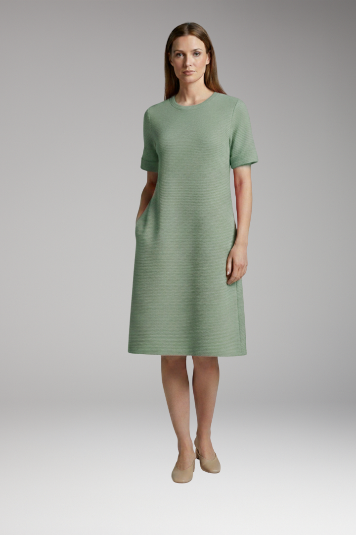 Women's Casual Dress with Relaxed Cut and Practical Pockets 15