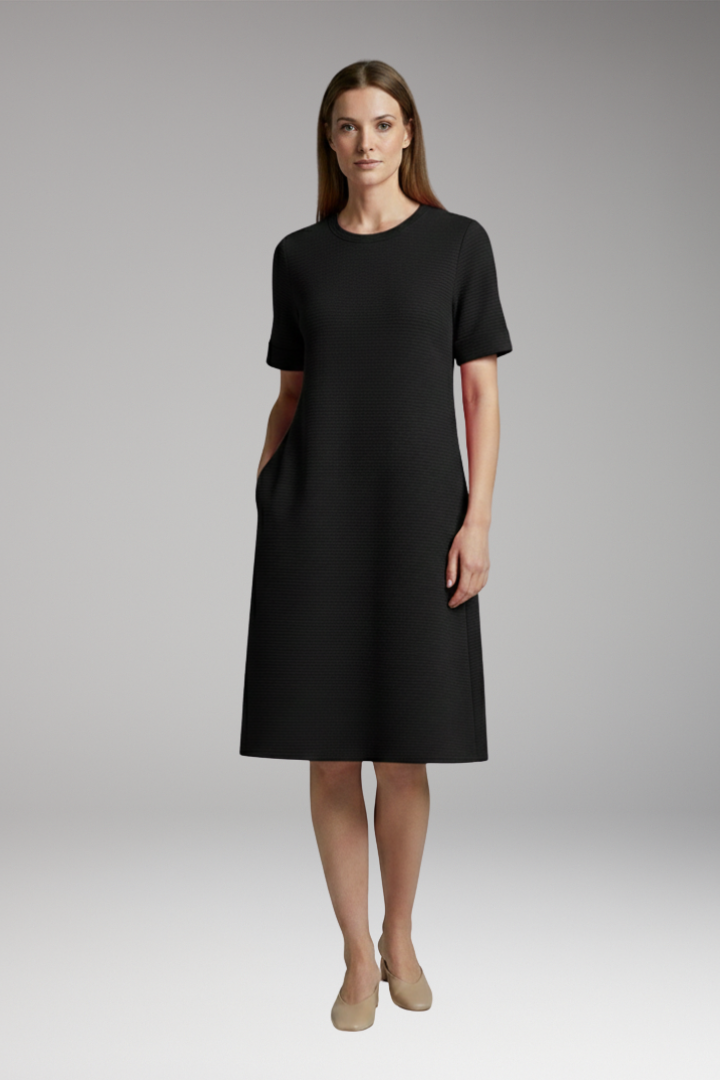 Women's Casual Dress with Relaxed Cut and Practical Pockets 17