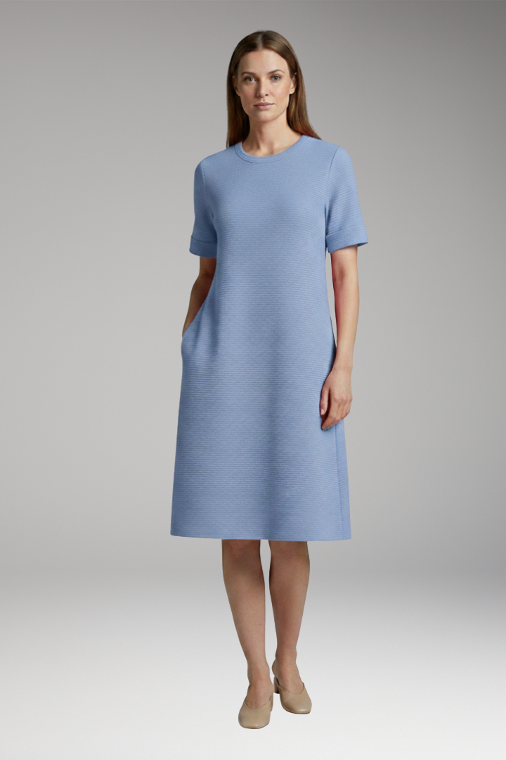 Women's Casual Dress with Relaxed Cut and Practical Pockets 7