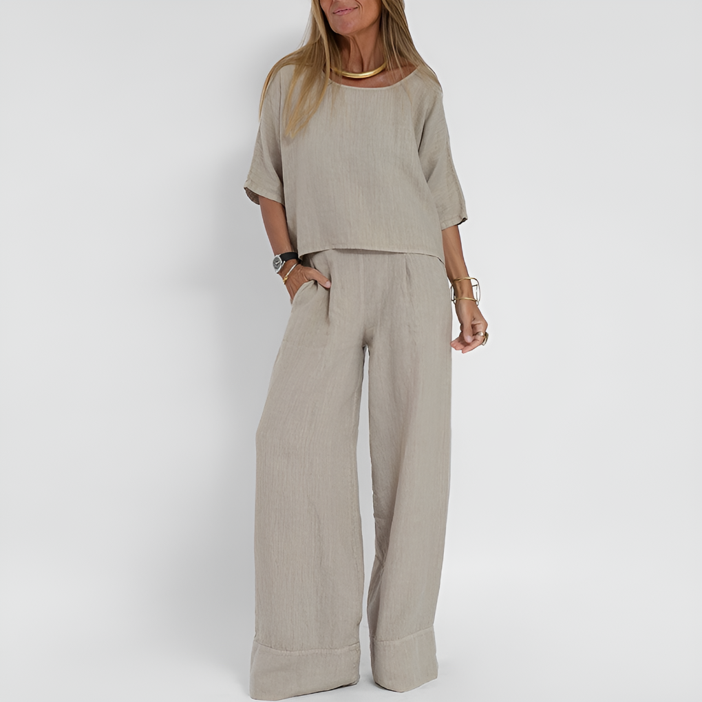 Women’s Relaxed Fit Two Piece Set 0