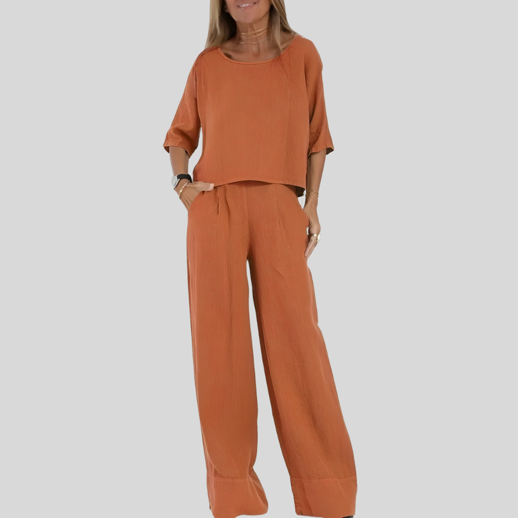 Women’s Relaxed Fit Two Piece Set 2