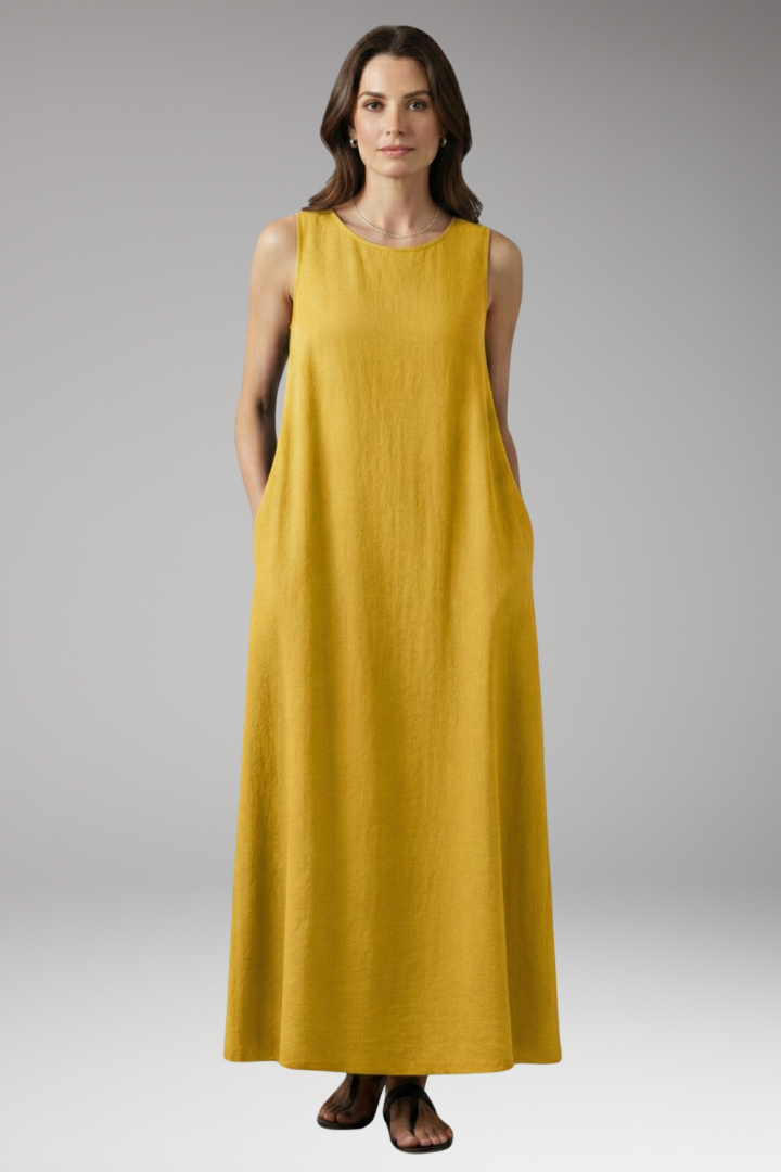 Women's Sleeveless Dress with Round Neckline and Practical Pockets 5