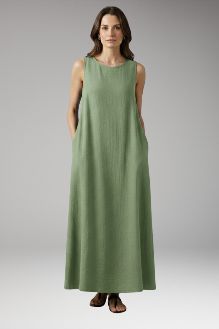 Women's Sleeveless Dress with Round Neckline and Practical Pockets 6