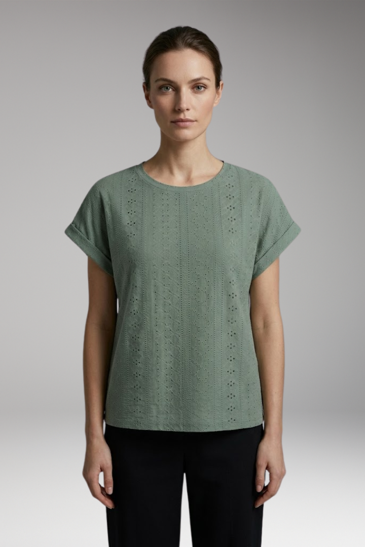Women's Summer T-Shirt with Embroidered Texture and Loose Fit 0