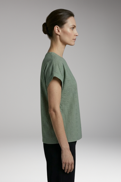 Women's Summer T-Shirt with Embroidered Texture and Loose Fit 3