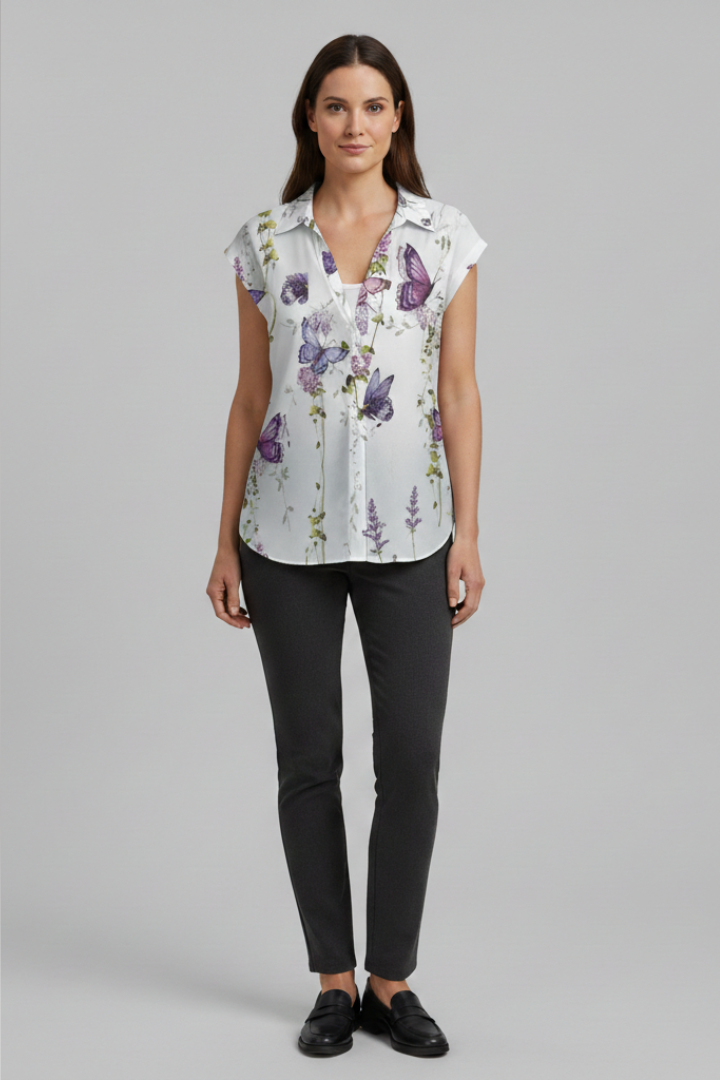 Women's Summer Top with Collared Neckline and Button Fastening 8