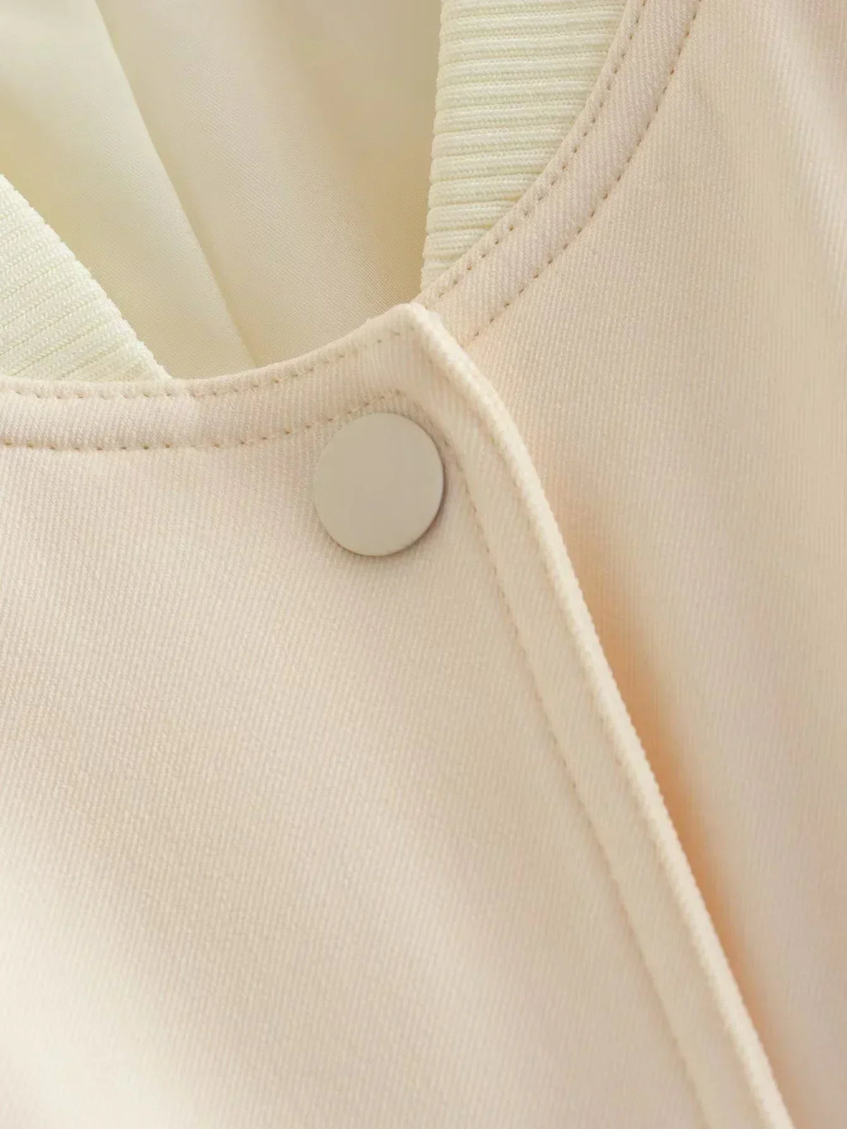 Women's Bomber Jacket | Slim Fit & Warm
