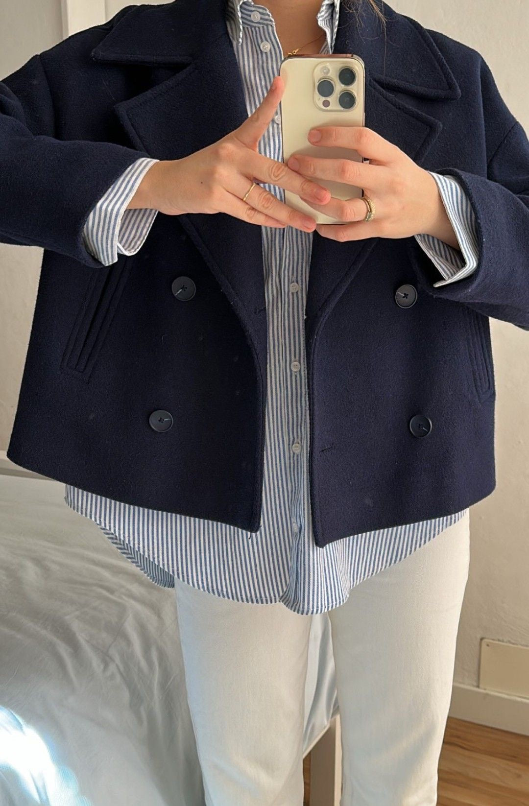 Women's Cropped Trench Coat | Double-Breasted & Structured Shoulders