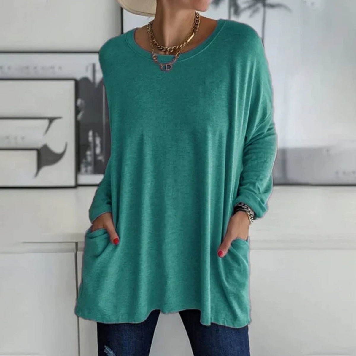 Women's Oversized Sweater | Side Pockets & Loose Fit