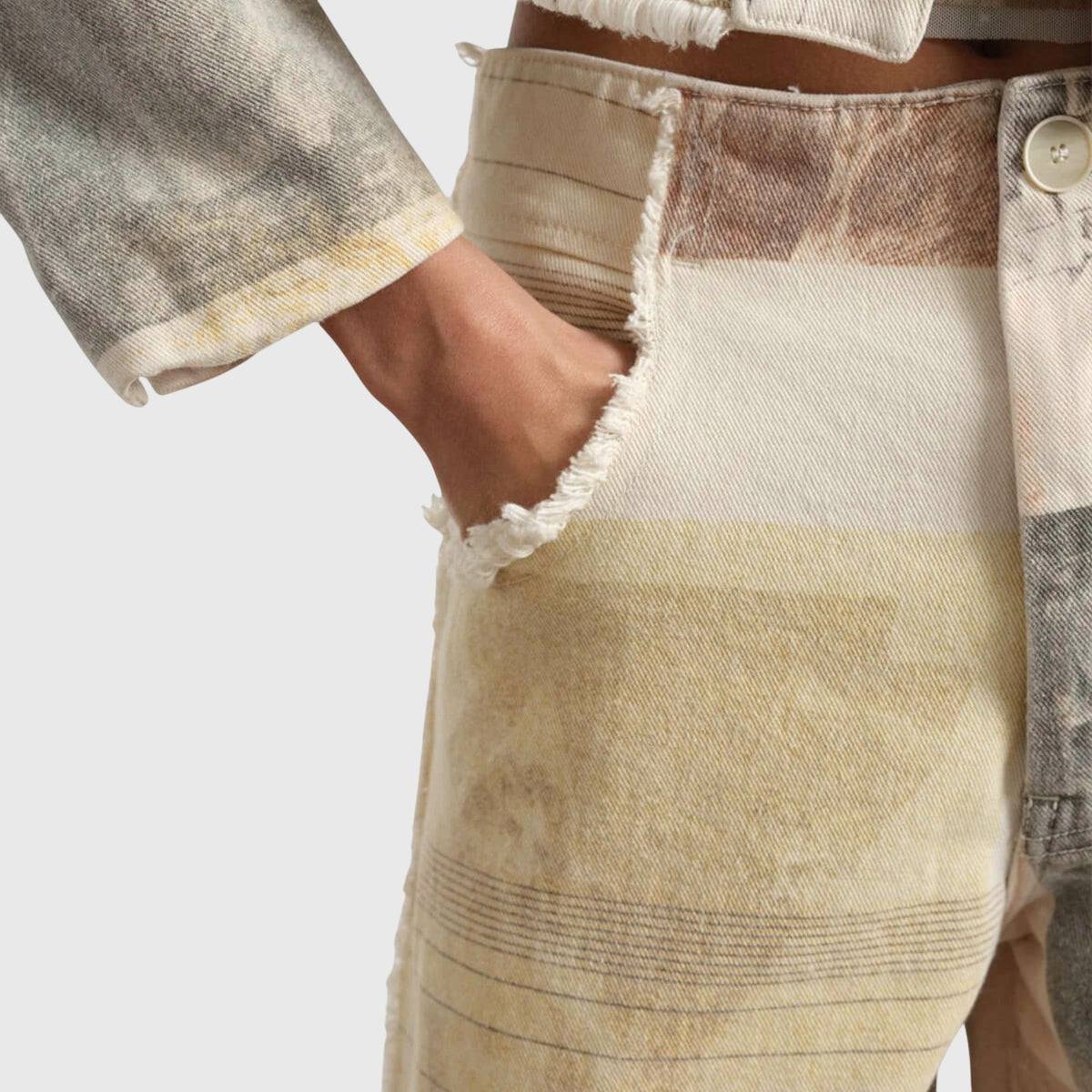 Women's Wide Leg Jeans | High Waist & Raw Hem Detail