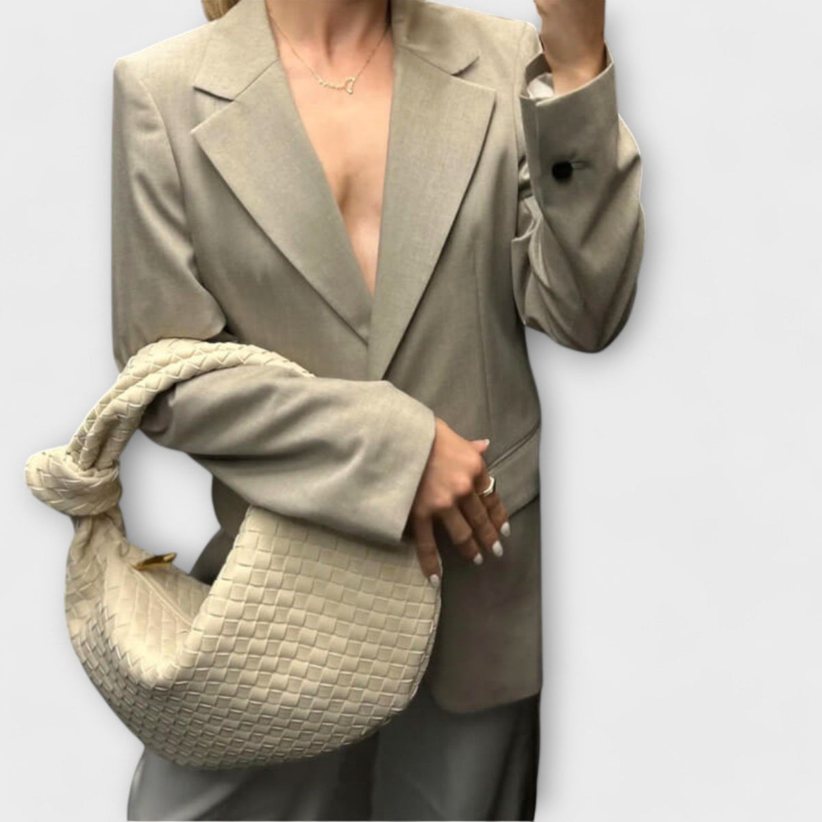 Women's Woven Handbag | Spacious & Versatile