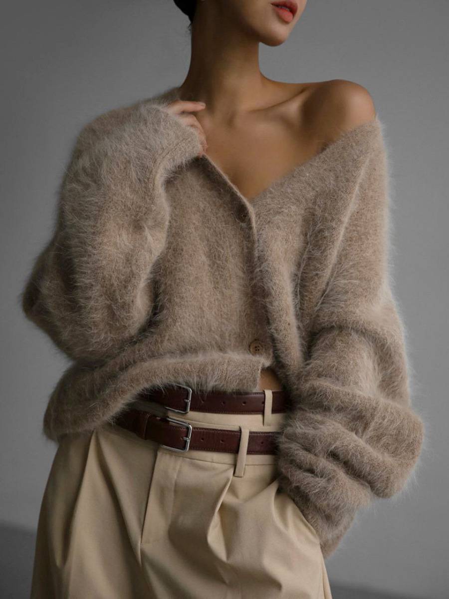 Women's Oversized Cardigan | Relaxed Fit & Button-Up Detail 1